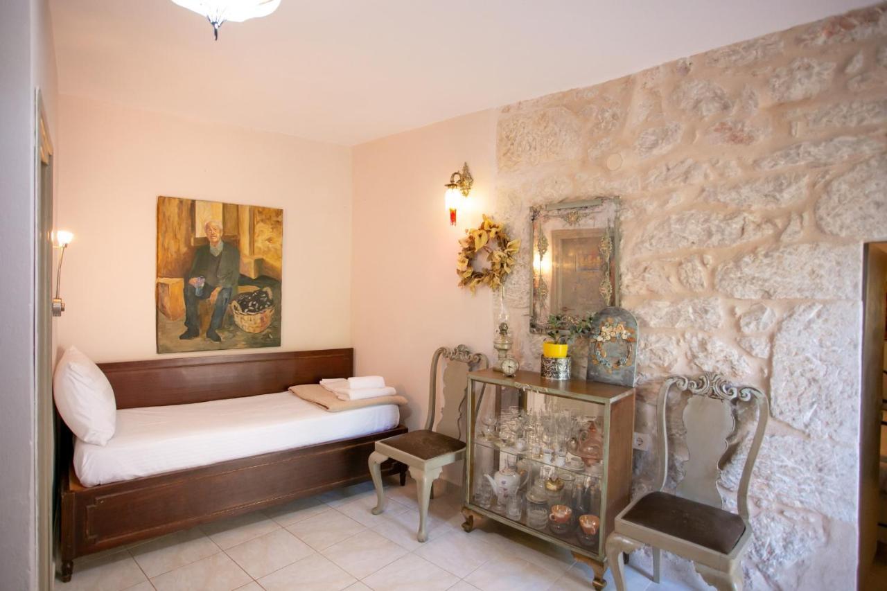 Charouda Country House Pyrgos Dirou Exterior foto