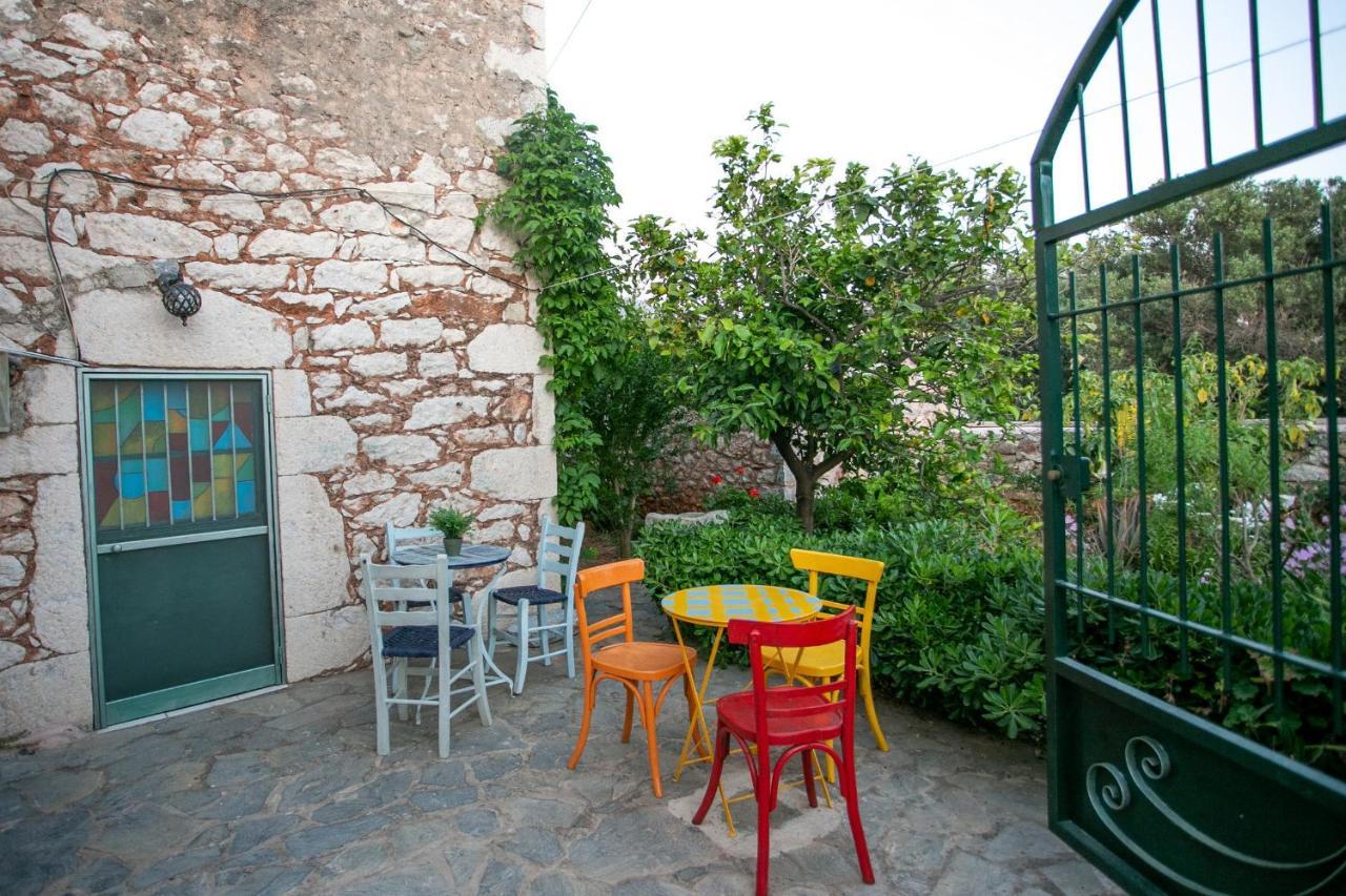Charouda Country House Pyrgos Dirou Exterior foto