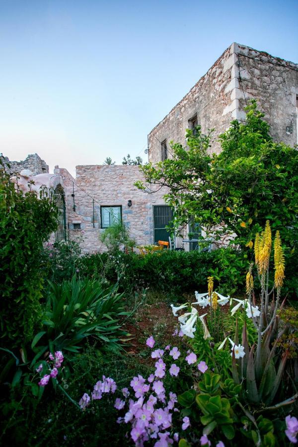 Charouda Country House Pyrgos Dirou Exterior foto